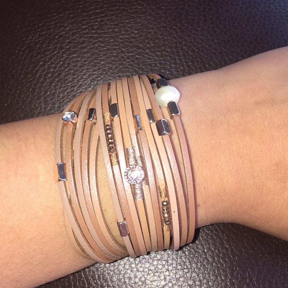 Multi-strap leather bracelet